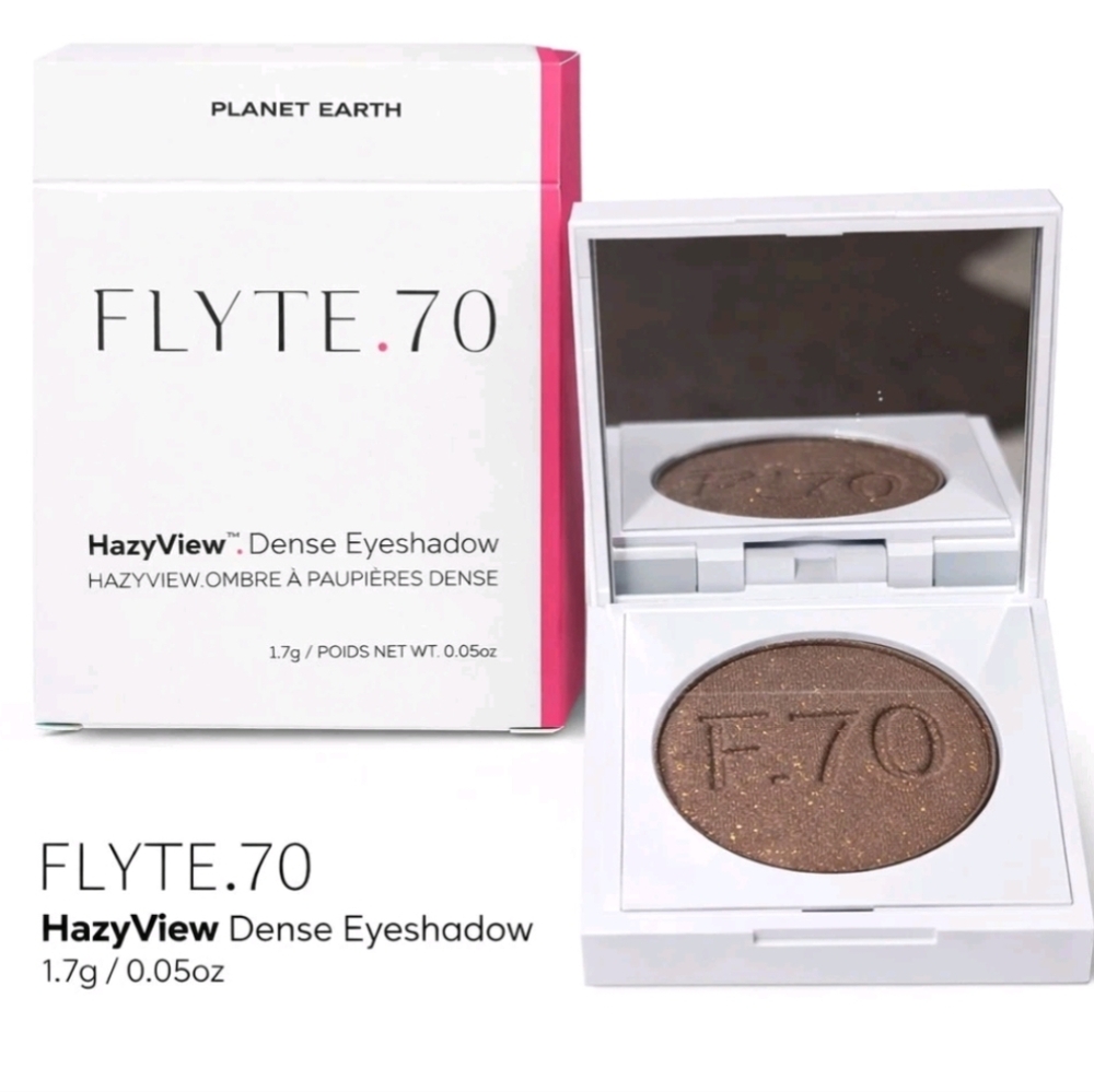 Flyte.70 HazyView. Dense Eyeshadow in the shade Planet Earth NIB
